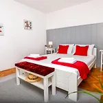 Apartment Body