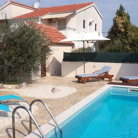 شقة Bo&dy Ražanj